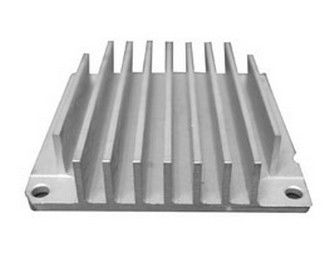 মেশিন 6063-টি 5 অ্যালুমিনিয়াম Heatsink অ্যালোদিন পৃষ্ঠ চিকিত্সা সঙ্গে এক্সট্রুশন