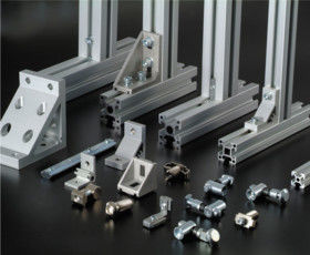 উত্পাদনের লাইন জন্য সিলভার Anodized extruded অ্যালুমিনিয়াম প্রোফাইল