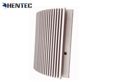 সিএনসি যন্ত্র সঙ্গে সিলভার Anodized অ্যালুমিনিয়াম হিটসিং এক্সট্রুশন প্রোফাইল