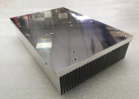 মিল সমাপ্ত Anodized পালিশ ব্রাশ অ্যালুমিনিয়াম Heatsink এক্সট্রুশন প্রোফাইল